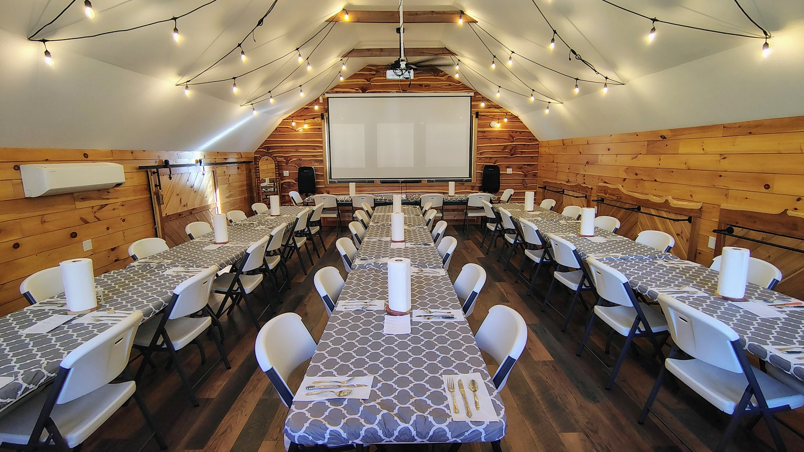 2nd floor multi-purpose room for classes and meetings